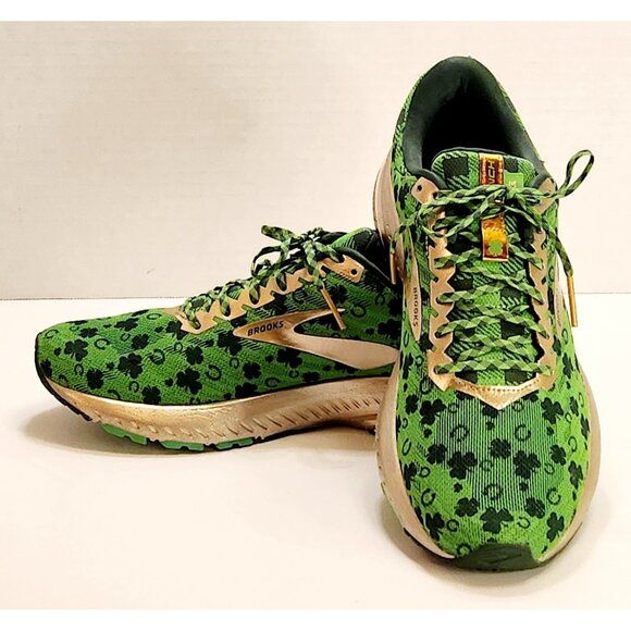 Womens 9 M Brooks Launch 6 St Patrick’s Day Green Shamrocks Running Lucky Shoes - Picture 3 of 16